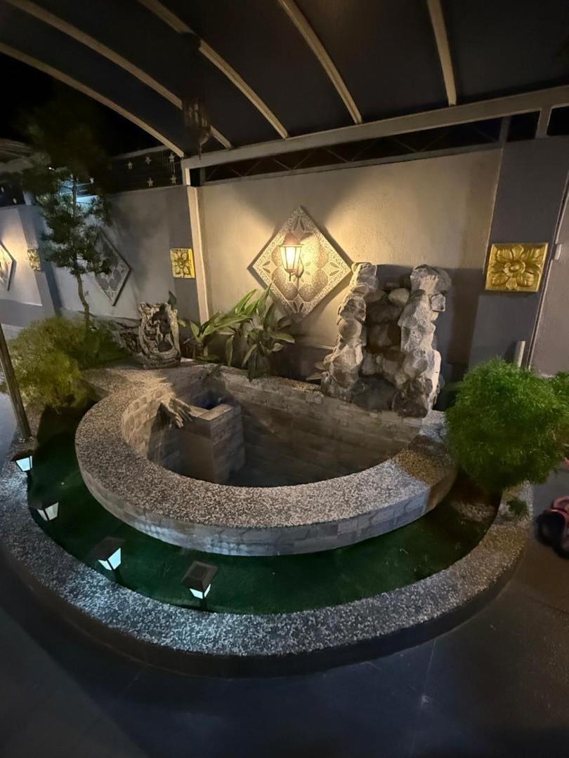 D Sri Villa 文冬 外观 照片